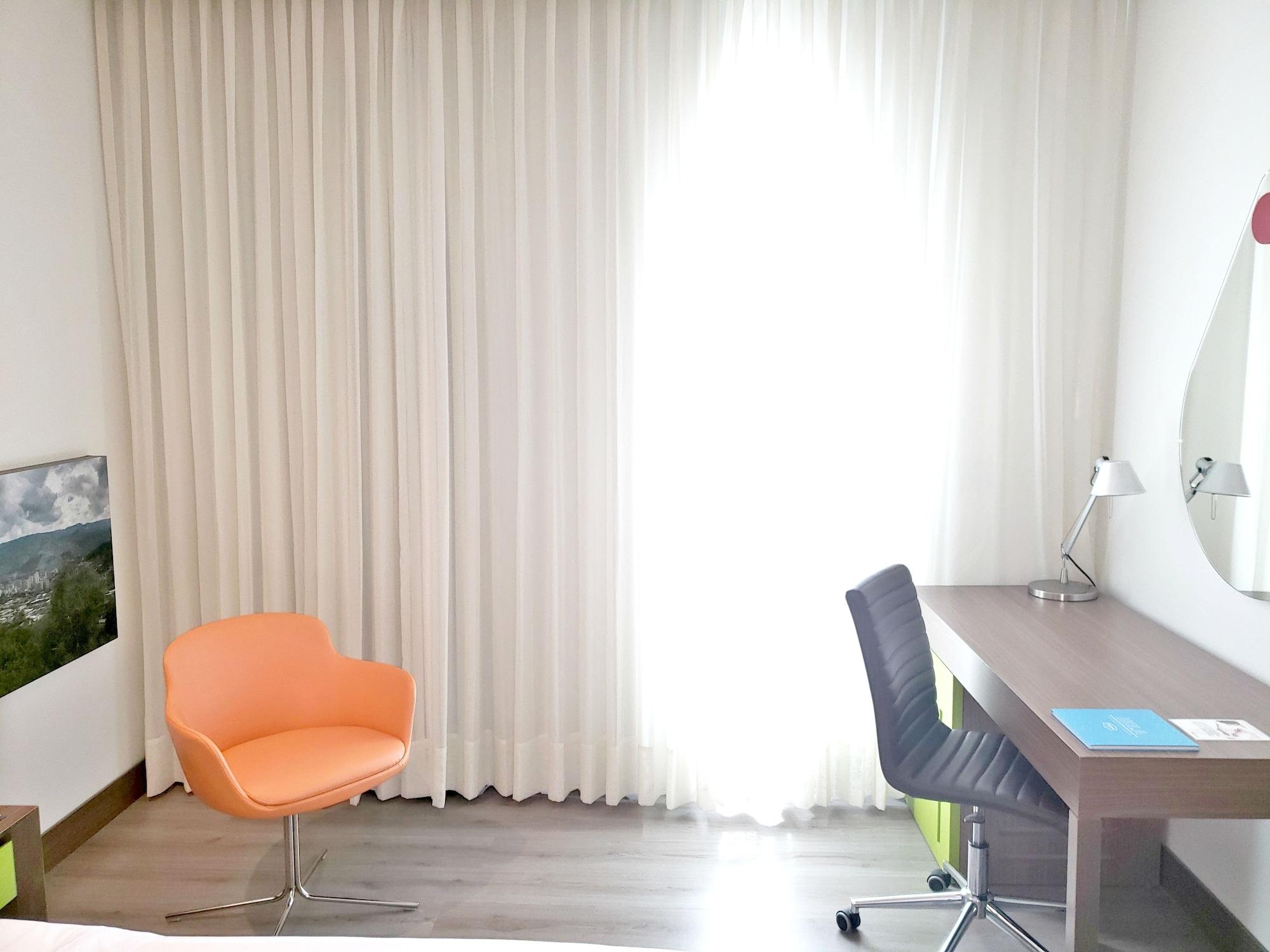 Hampton By Hilton Yopal Hotel Exterior foto