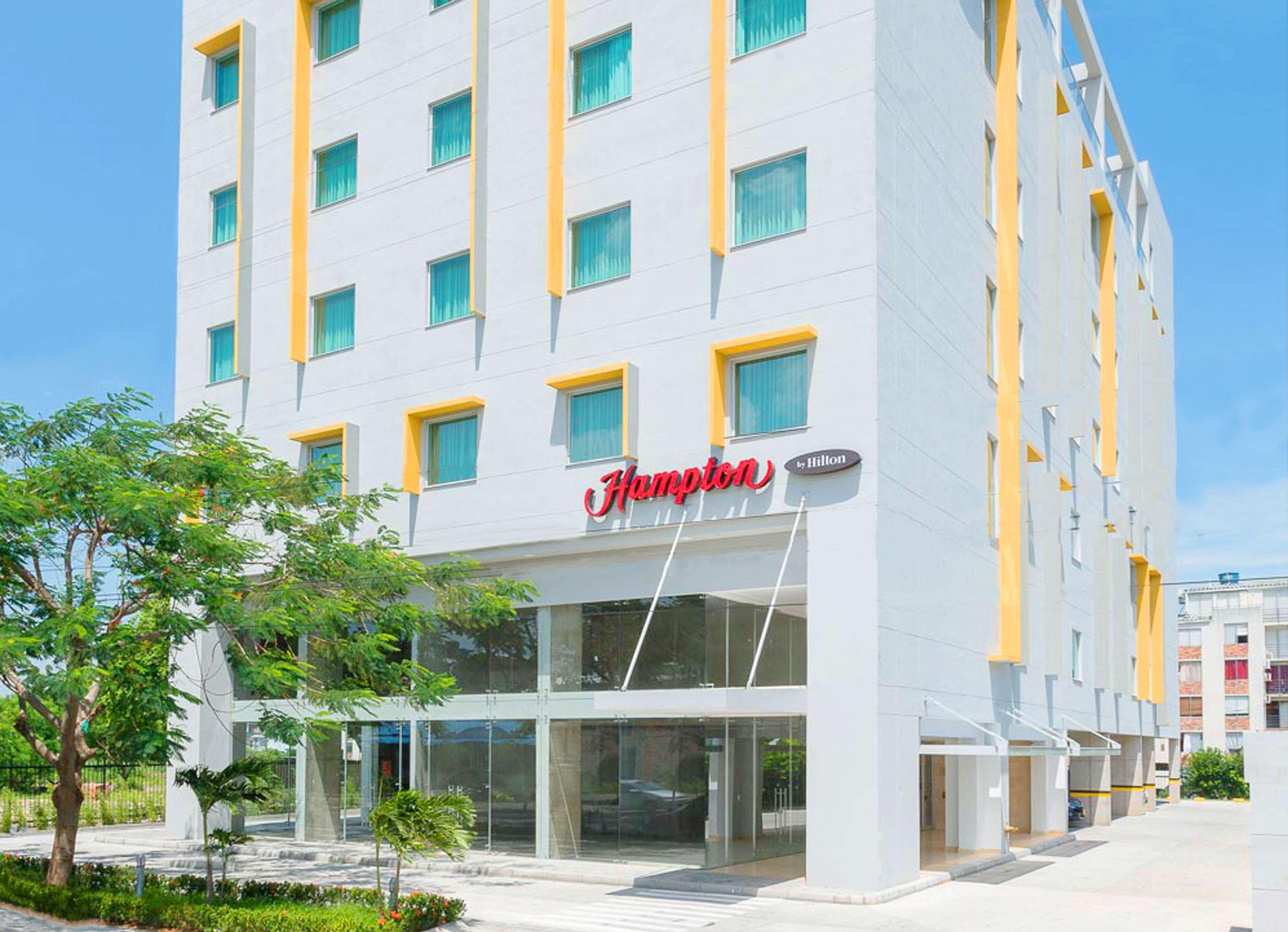 Hampton By Hilton Yopal Hotel Exterior foto