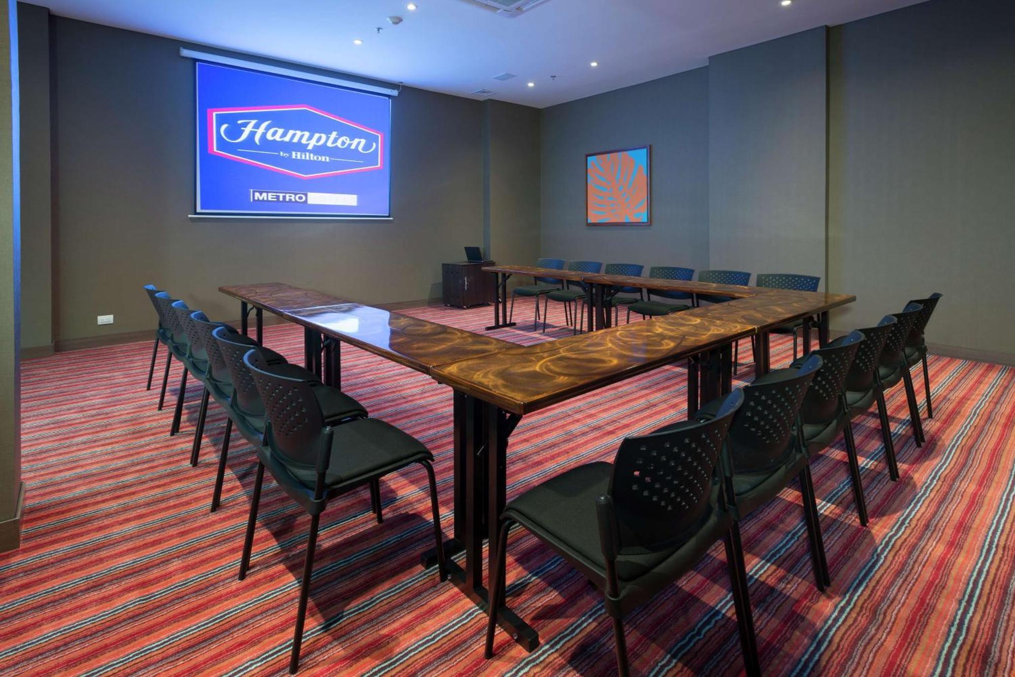 Hampton By Hilton Yopal Hotel Exterior foto